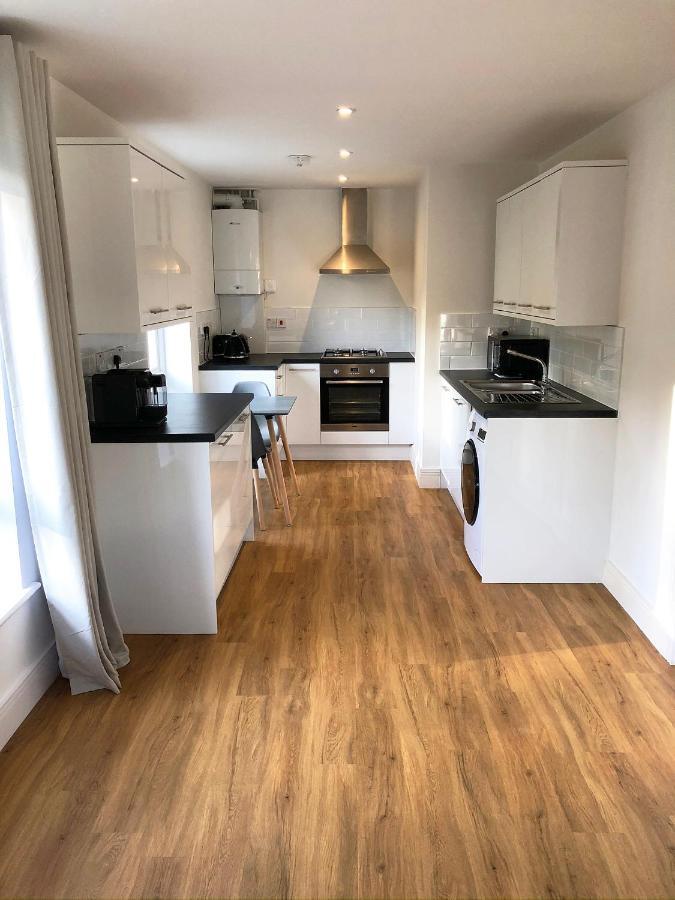 Parkside Penthouse Apartamento Yeovil Exterior foto